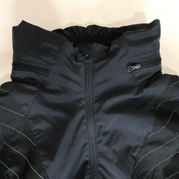 Like New Lululemon Run: Hustle Jacket - Picture 5 of 15